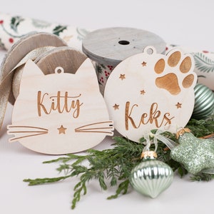 Personalisierter Weihnachtsbaum-Anhänger  , Weihnachtskugel aus Holz ,Christbaumschmuck für Katze oder  Hund, Personalisierte Holzanhänger
