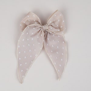Hair bow Pluemti Latte, linen hair bow, hairbow, hair accessory, bow with hair clip
