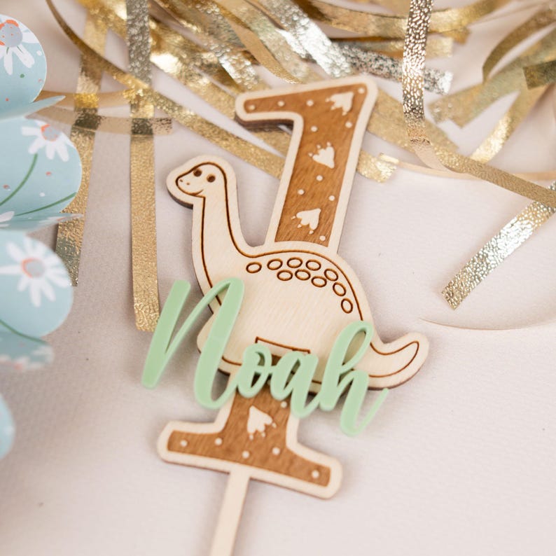 Cake topper Dino , Tortendeko erster Geburtstag, Personalisierte Tortenstecker, Kindergeburtstag Tischdeko