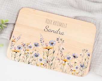 Frühstücksbrett für Mama ,Freundin  Blumen , Holzbrettchen mit Namen, Personalisiertes Geschenk  Muttertag , Geschenk Oma