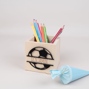 Tirelire de football personnalisée, tirelire avec nom, tirelire en bois, cadeau de naissance, de baptême ou de scolarisation, cadeau de cartable