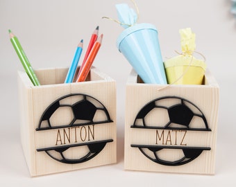 Personalized wooden pencil holder, football-themed pencil holder with name, back-to-school gift, pencil box for schoolchildren, school cone gift