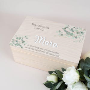 Personalized wooden box with acrylic name, eucalyptus communion, communion gift, memory box with name, gift girl boy