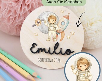 School cone charm astronaut, school cone charm for boy, back-to-school gift, gift tag for schoolchild, charm with name for girl