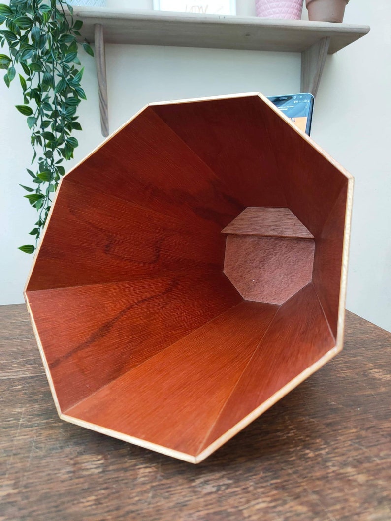 Wooden Phone Speaker // Non-Electric docking station // Acoustic Wood Amplifier // Passive Speaker image 5