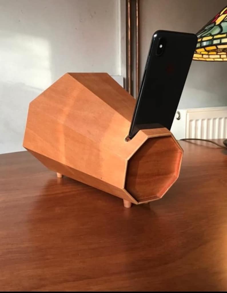 Wooden Phone Speaker // Non-Electric docking station // Acoustic Wood Amplifier // Passive Speaker image 9