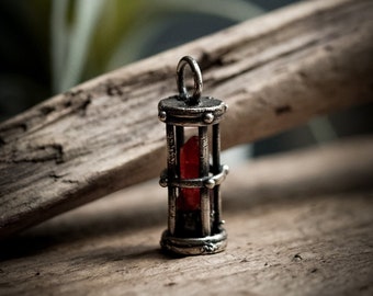 Blood Lantern Pendant No. VI in Vampire Style - Gothic / Halloween - Necklace