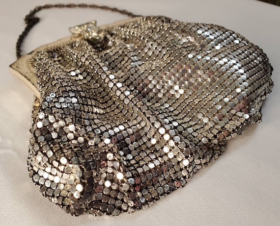 Antique Whiting & Davis Silver toned Mesh Handbag… - image 2