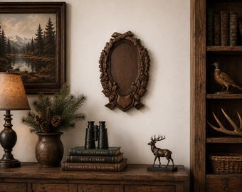 Hunter's Pride Oak Leaf Trophy Medallion - Unique Wall Decor for Lodge or Gift, measuring 13x12 inches outside and 8x6 inches inside