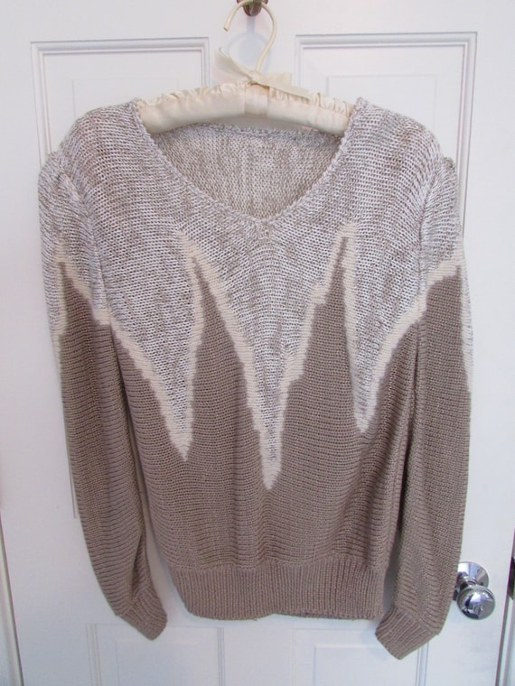 Tan and Cream Colored Sweater - Vintage 1980s