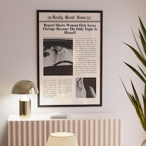 Trendy krantenprint, verslag vrouw houdt alleen van therapie Wall Art, Vintage Wall Art, Times News, Preppy Decor, Dorm decor, Bar Cart Wall Art