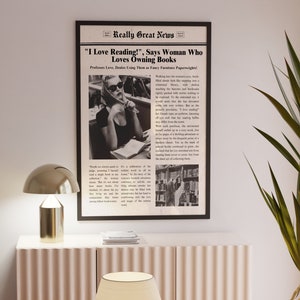 Trendy krantenprint, "I Love Reading", zegt Woman" Wall Art, Vintage Wall Art, Times News, Preppy Decor, Dorm decor, Bar Cart Wall Art
