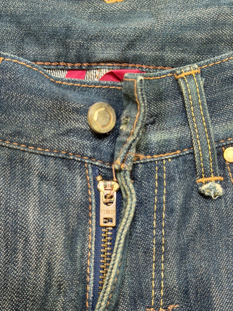 W31 Vintage Edwin 503 Slitna Utsvängda Denim Jeans Med Broderi Japansk Y2K Arkivmodell Storlek 31x27 bild 9