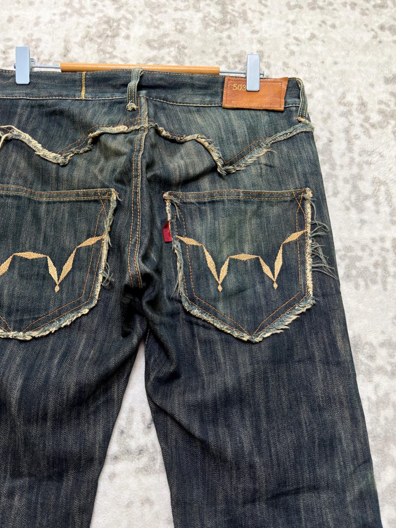 W31 Vintage Edwin 503 Slitna Utsvängda Denim Jeans Med Broderi Japansk Y2K Arkivmodell Storlek 31x27 bild 12