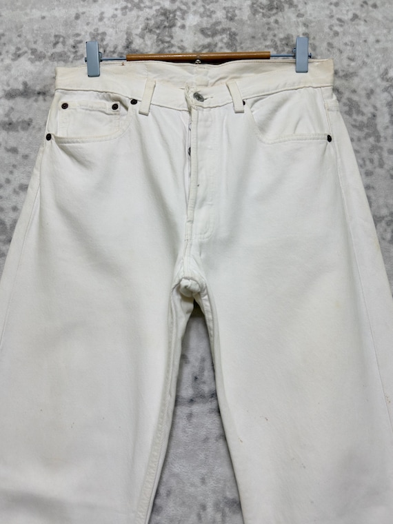 W30 Vintage Levi's 501 Original White Straight Le… - image 4