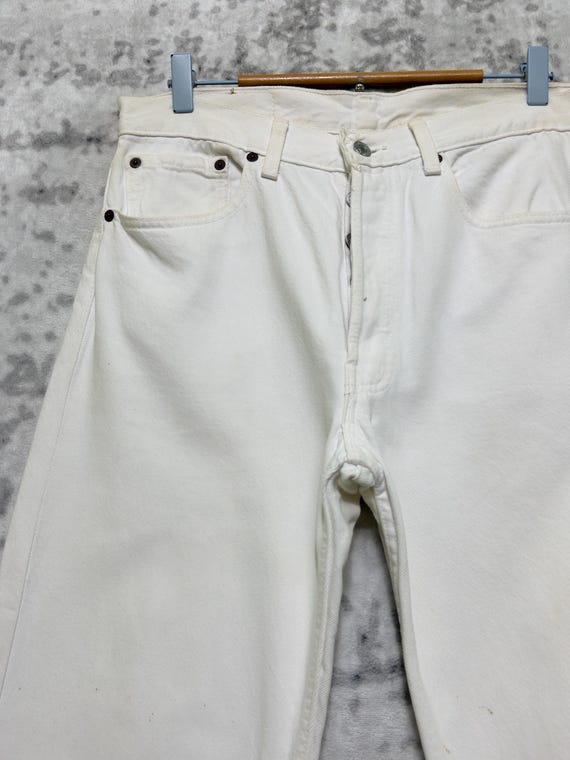 W30 Vintage Levi's 501 Original White Straight Le… - image 5