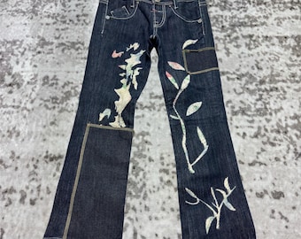 Y2K Marithé + François Girbaud Cropped Flared Denim with Floral Embroidery and Patchwork Detail Size 27x25