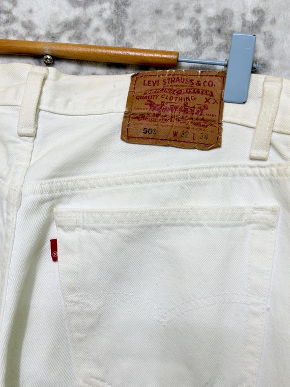 W30 Vintage Levi's 501 Original White Straight Le… - image 17
