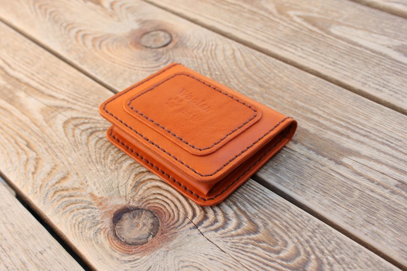 PDF pattern Template leather Bi-fold with a coin box assembly instructions! wallet