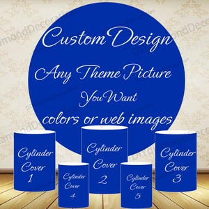 Könnte beinhalten: Werbebild mit fünf blauen Zylinderabdeckungen unterschiedlicher Höhe. Die Abdeckungen sind mit Nummern und dem Text "Cylinder Cover" versehen. Ein großer blauer Kreis im Hintergrund zeigt den Text "Custom Design, Any Theme Picture, You Want, colors or web images."