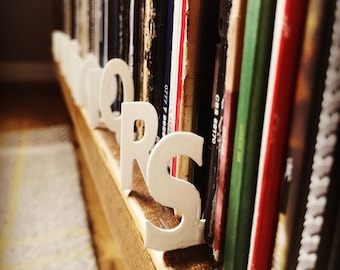 Letras coloridas para fazer separadores de alfabeto para discos de vinil, CDs, livros, DVDs (A-Z)