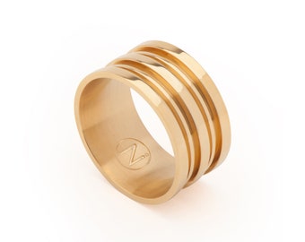 Anillo Sherman - Oro de 18 quilates, acero inoxidable, diseño de casco de tanque de la Segunda Guerra Mundial