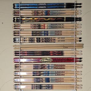 Expositor de parede para baquetas