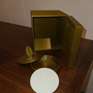 Children&#39;s Play Mass Set TABERNACLE