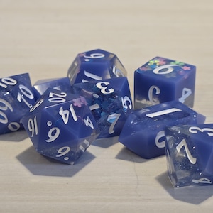 Single set, blue with flower shaped glitter, Sharp Edge Dice set, RPG Dice Set