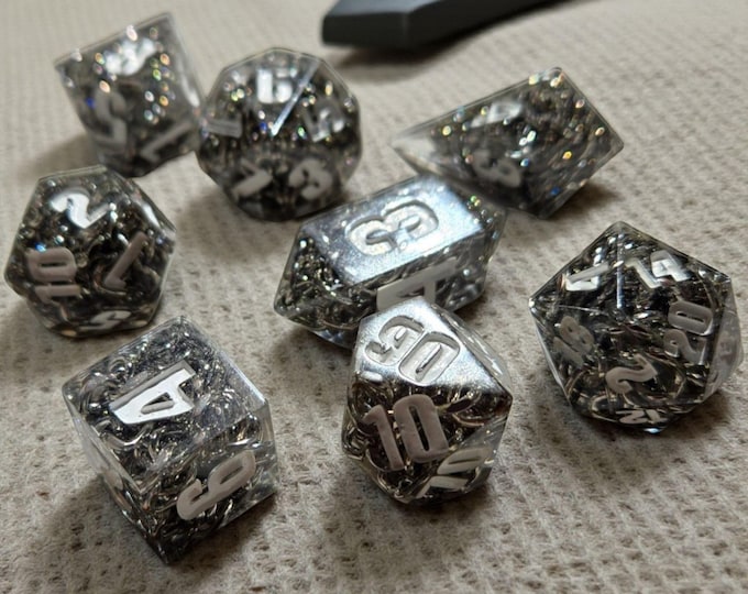 Vow of the Veilguard | Sharp Edge Resin Dice Set with Chainmail Inclusions | DnD Dice Set | Sacred Knightly Relic | Moonveil Relics