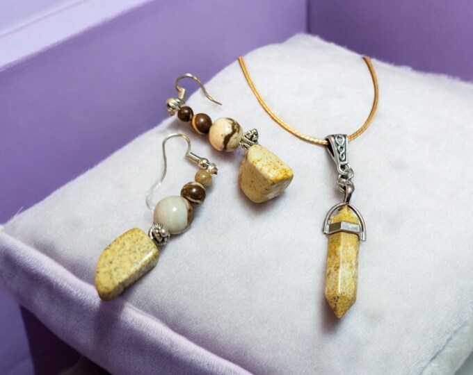 TIC jewelry homemade collection, polished preciouses stones, Jasper, two earrings one necklace