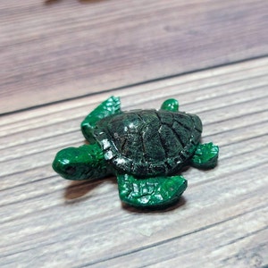 Mini Turtles, Resin Set of 3 - Etsy