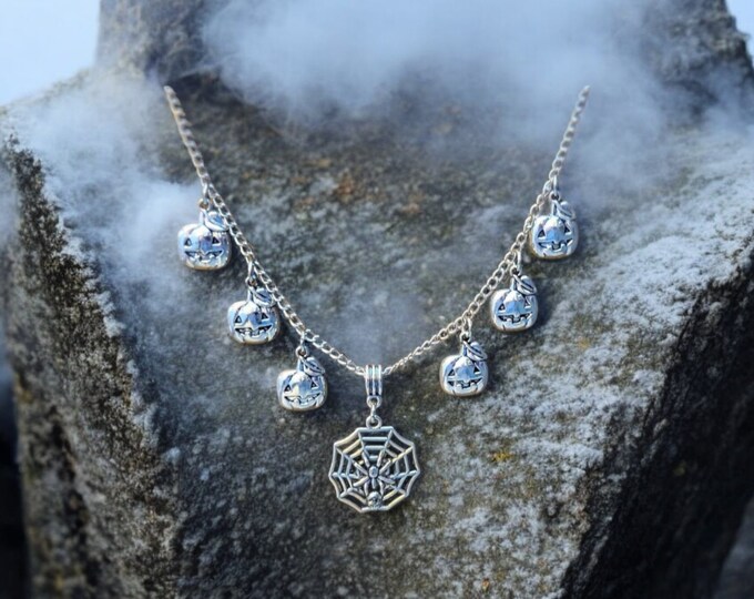Pumpkin web necklace