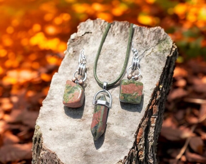 TIC, Jewelry, precious stones, Unakite, 1 pair earrings, 1 necklace