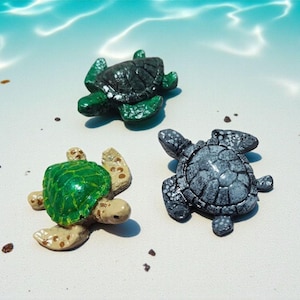 Trio de figurines de tortues en résine Veil-Tide | Miniatures familières du MDN | Moonveil Relics Statues de tortues océaniques | Dé décoration côtière Gardiens