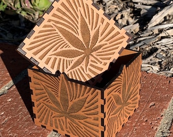 Wzór pudełka z grawerunkiem psychodelicznej marihuany. Pliki wycinane laserowo. SVG, AI, PDF, plik glowforge, szablon wycinany laserowo.