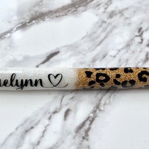 Personalized Cheetah Glitter Pen, Name/Title Personalized Gel Ink Pen, Cute Bridal or Birthday Gift, Fun Stationary Gift for All