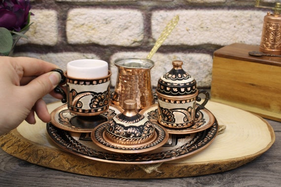 Set da caffè turco, tazze da caffè turche tradizionali e caffettiera in  rame, decorazioni per la casa uniche -  Italia