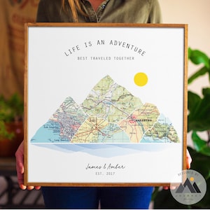 Benutzerdefinierte Paare Holz Reise Karte Kunst Verlobung Geschenke | Hochzeit, 5. Jahrestag Geschenke für Ehemann | Wandern Geschenke Framed Mountain Wall Art ™