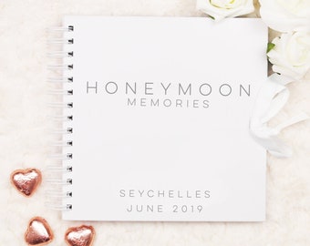 Personalised wedding gift - Honeymoon album - Wedding Guest book - Custom wedding gift - Honeymoon gift - Travel scrapbook
