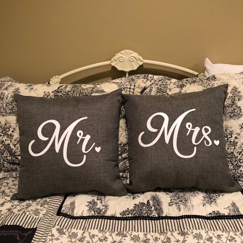 Mr and Mrs Pair of Burlap Pillows Wedding Pillows Etsy