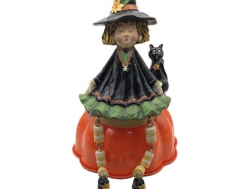 Kathy Hatch Witch and Black Cat Shelf Sitter 2001 Halloween Decorations