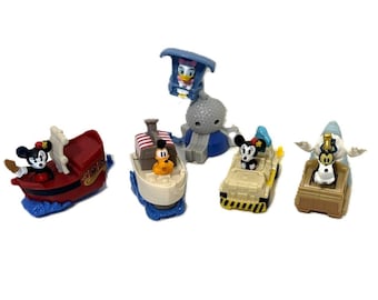 Walt Disney Happy Meal Toy Lot of 5 - Minnie, Mickey, Daisy, Pluto, Goofy
