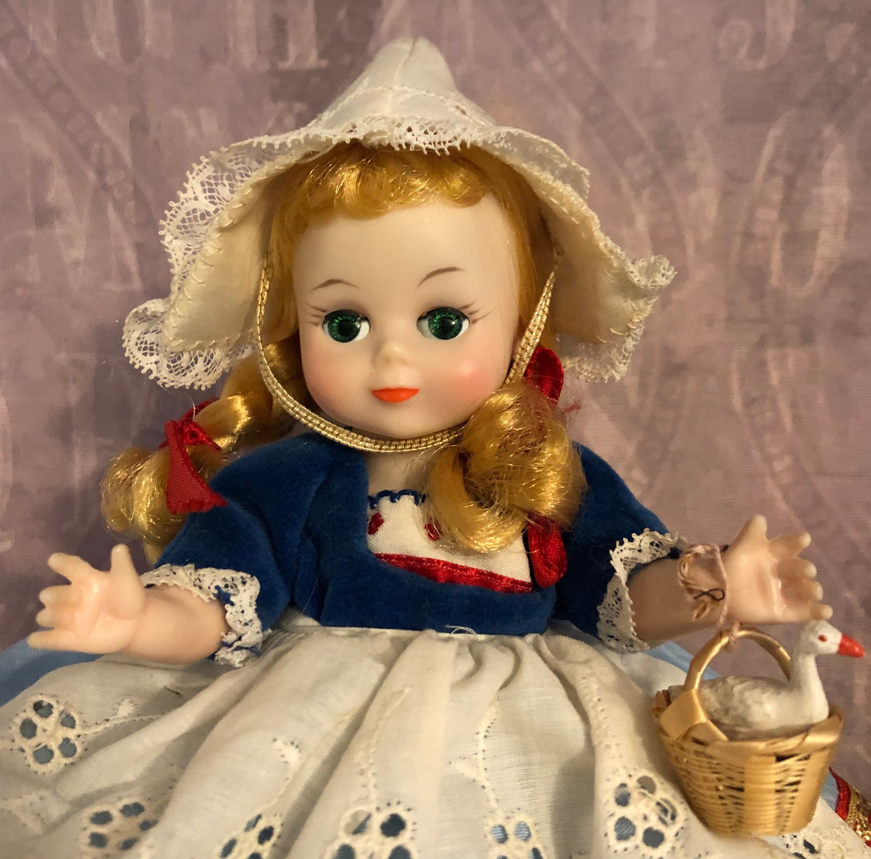 madame alexander dutch doll