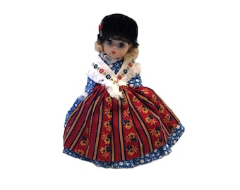 ヴィンテージMadame Alexanderドール プエルトリコ Madame Alexander Puerto Rico Doll, 8 Inch International Series