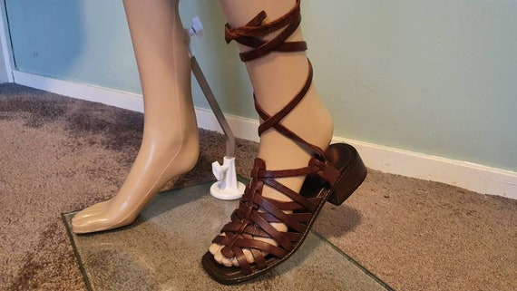 Vintage 70s brown leather sandals slippers