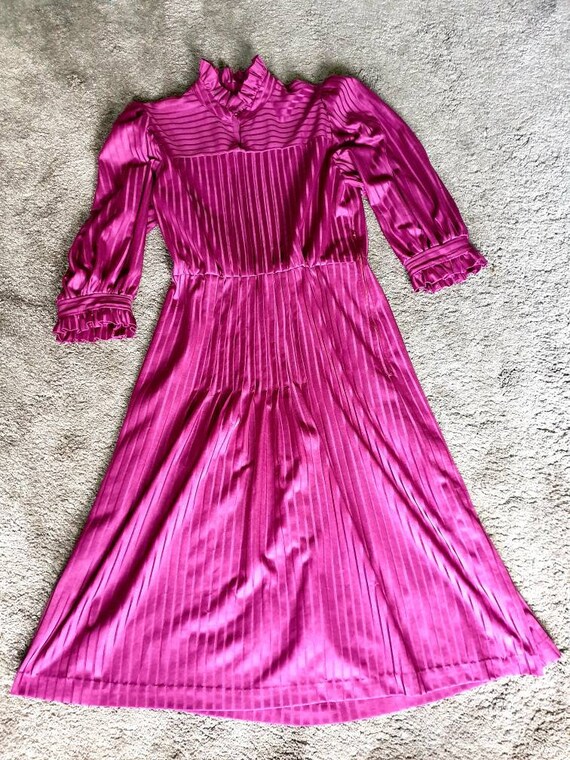 Vintage 70s 80s purple pink silk dress plisse