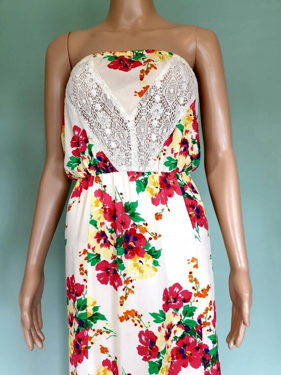 Vintage flower power strapless 70s dress white re… - image 3