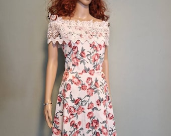 Vintage roses lace white pink dress size L