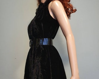 Vintage Black velvet top mini skirt ruffled collar size S